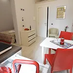 Nana فندق مبيت وإفطار نابولي